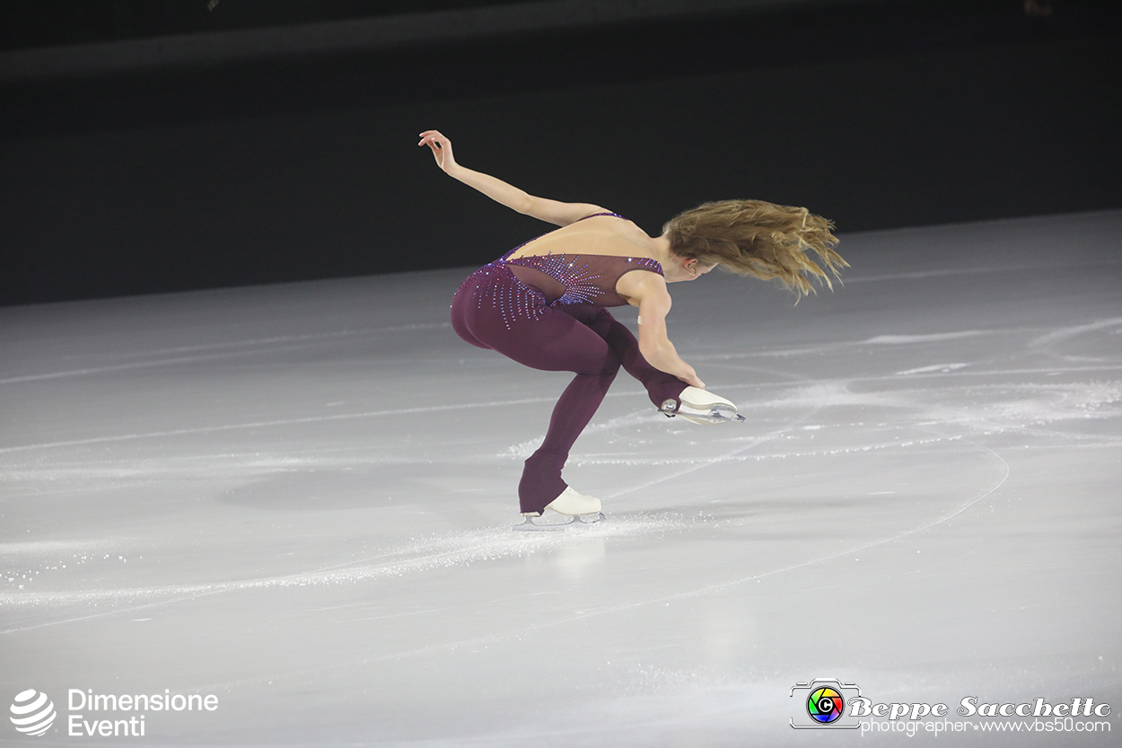 VBS_1701 - Monet on ice.jpg